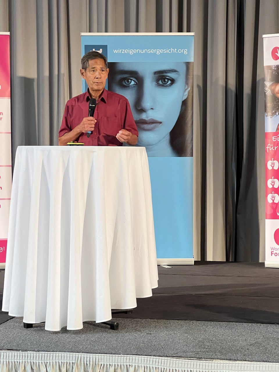 Professor Sucharit Bhakdi kam mit einer Botschaft nach Wien