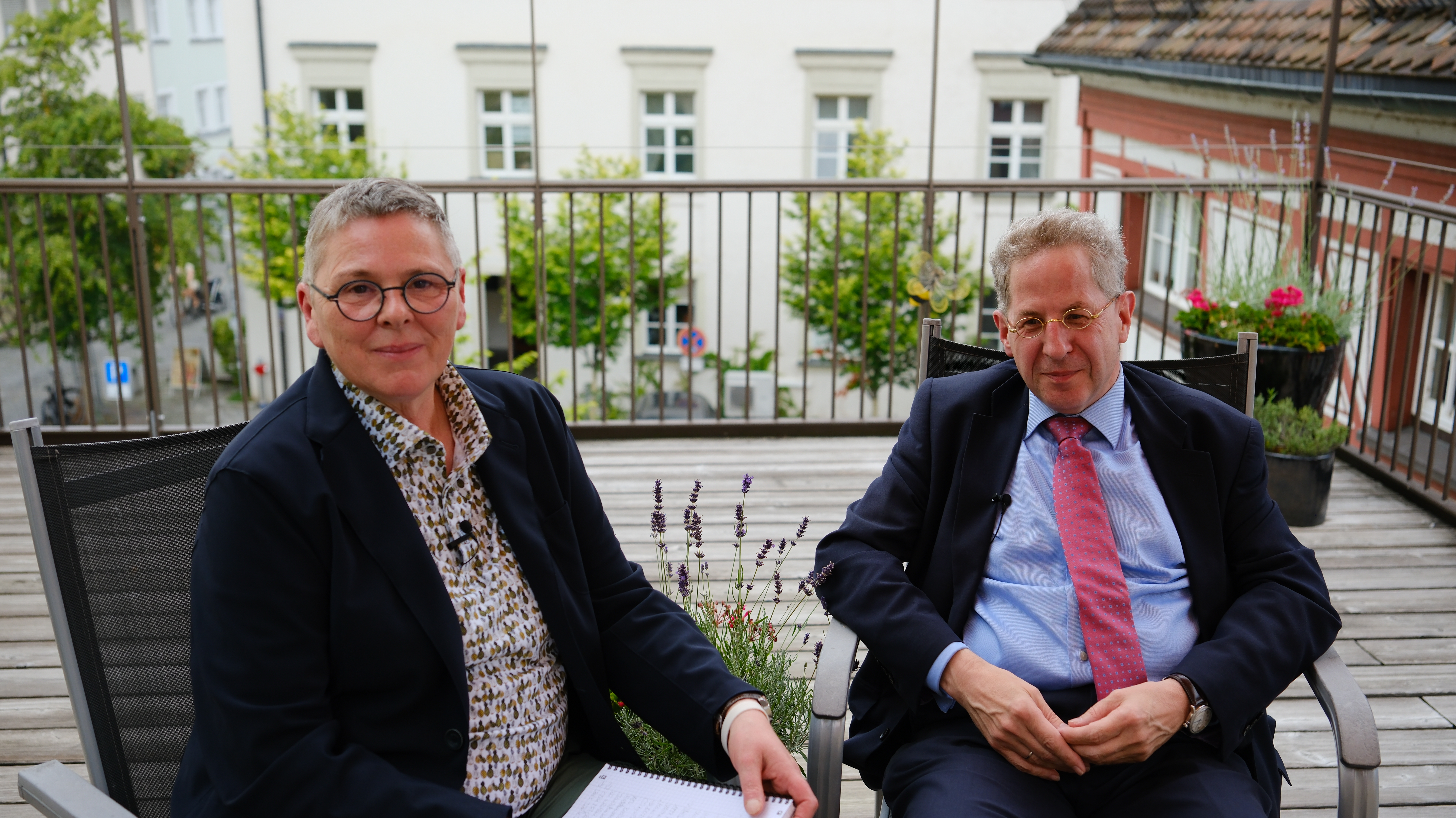 "Herr Maaßen, sind Sie ein Maulwurf?"