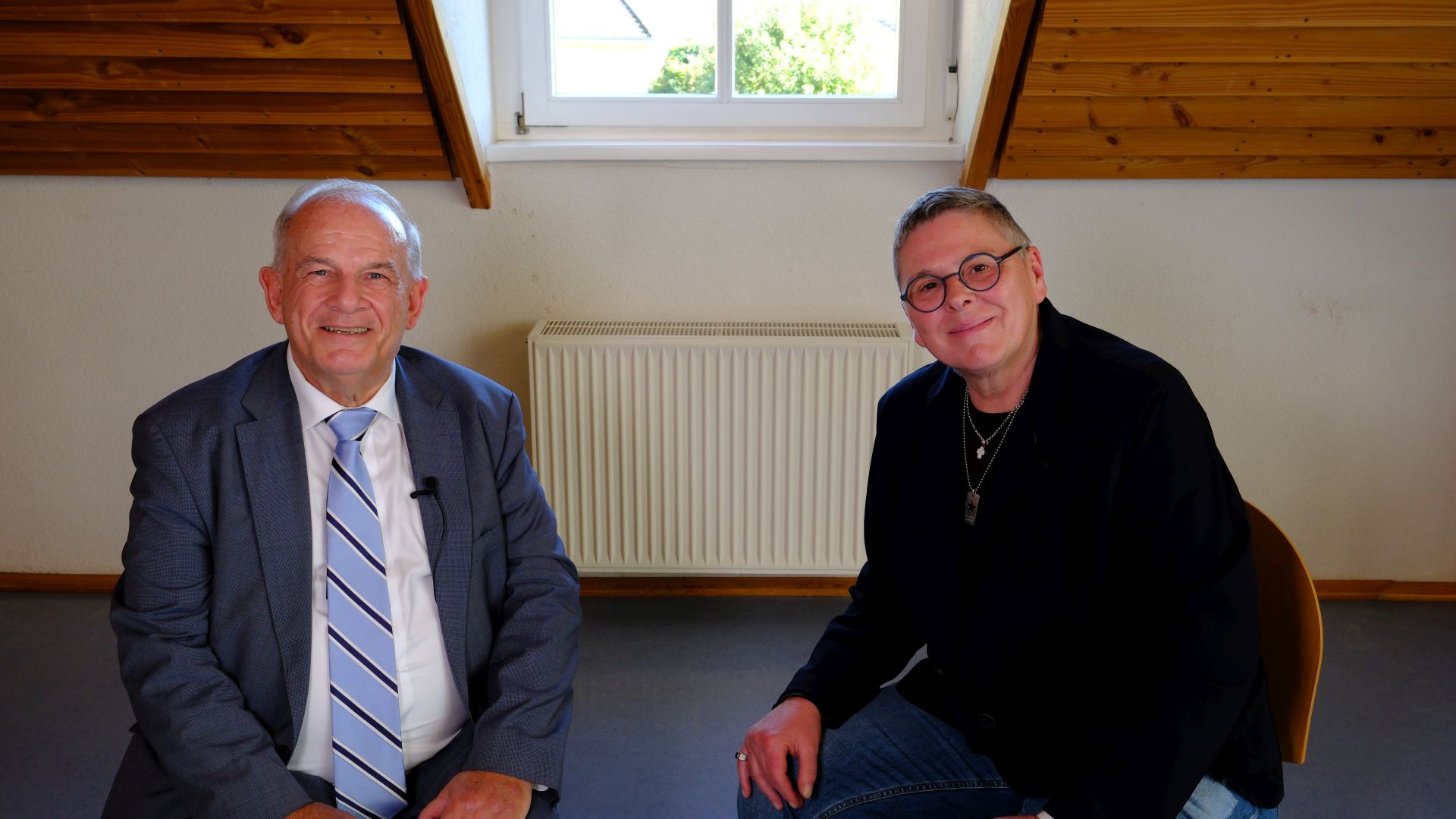 Interview mit Peter Hahne: "Die Katastrophen haben sich nicht geändert, aber die Berichterstattung."