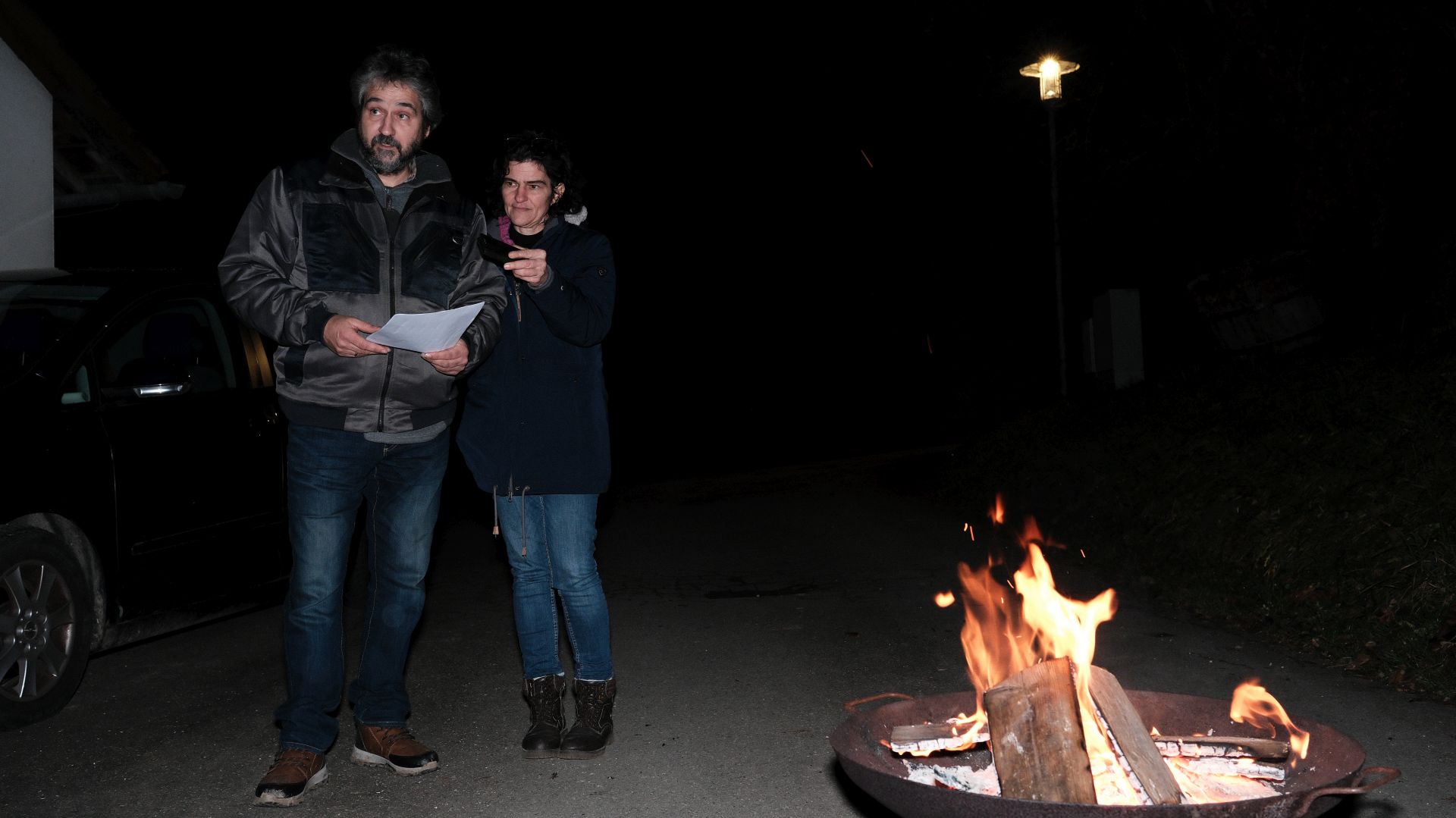 Weihnachten 2023. Grün ist der Tannenbaum. Grün sind die Traktoren.