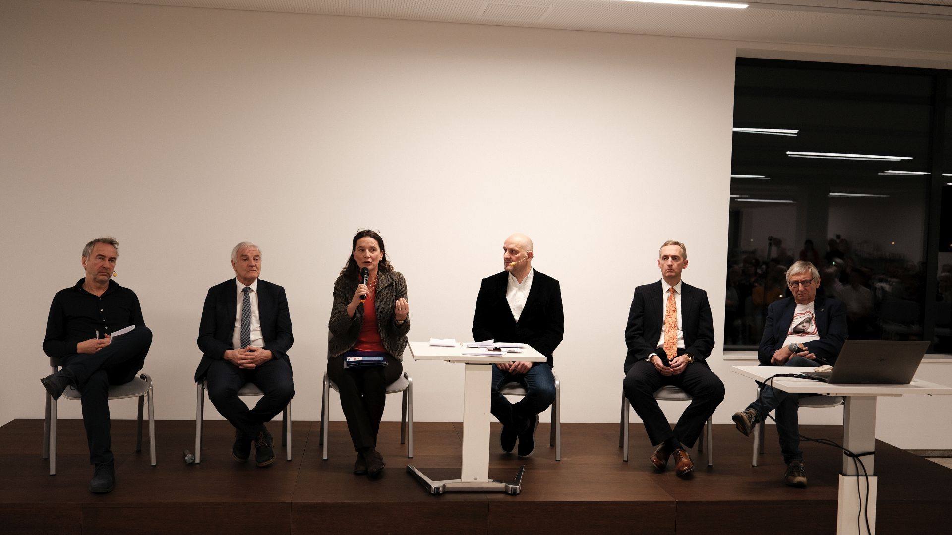 Universitätsprofessor für Völkerrecht empfiehlt dringend, die vorgesehenen WHO-Verträge nicht zu ratifizieren!