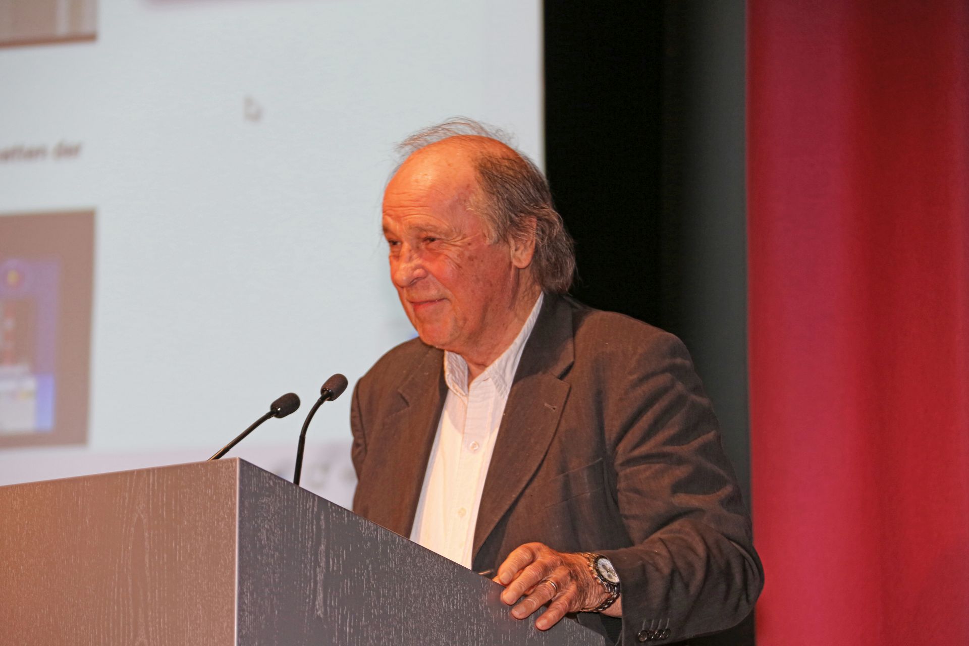 Dr. Walter Weber: "Die WHO darf mit ihren unverantwortlichen Vorhaben nicht durchkommen.“