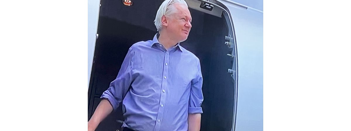 Was hat Julian Assange mit den Reichsbürgern zu tun? Der Fall Findeisen. Dichtung und Wahrheit?