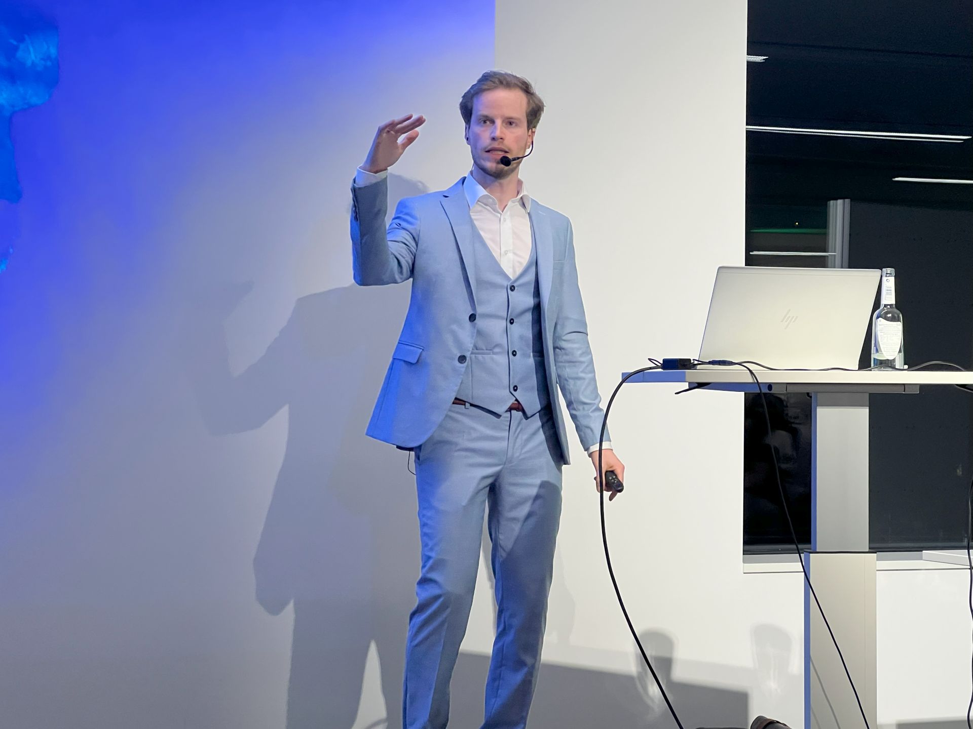 Europa wäre das atomare Schlachtfeld. Dr. Jonas Tögel, Propagandaforscher.