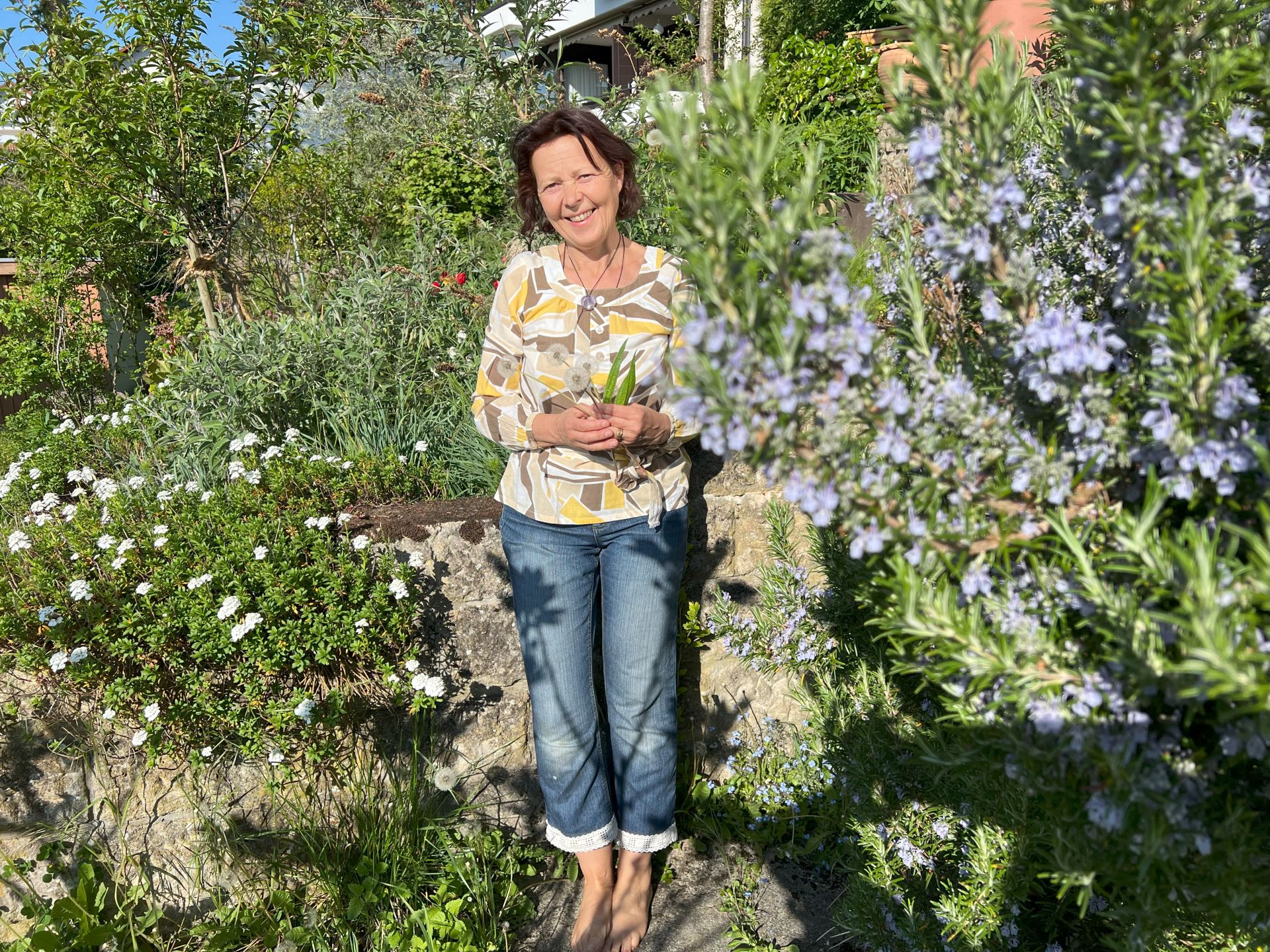 Wenn Du Giersch im Garten hast, verkauf ihn. Ein Märchen.